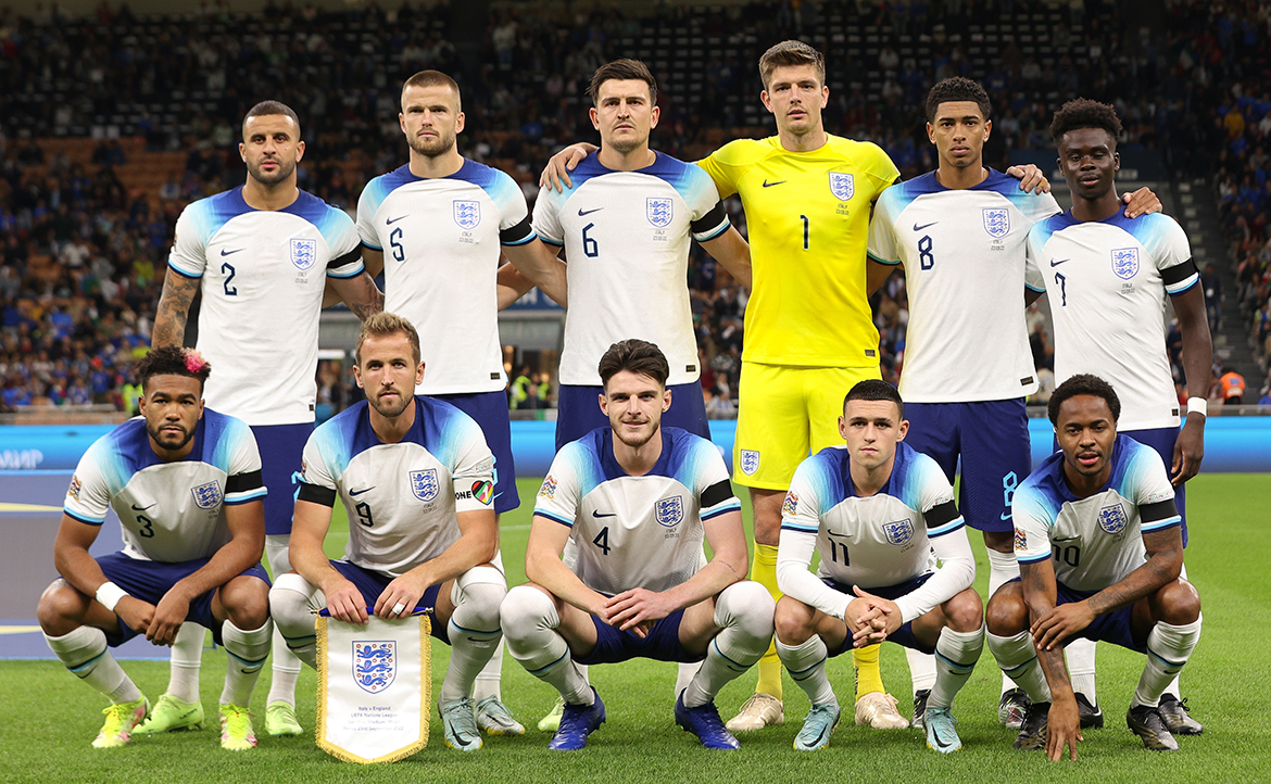 门将精彩救险，引领球队渡过危机